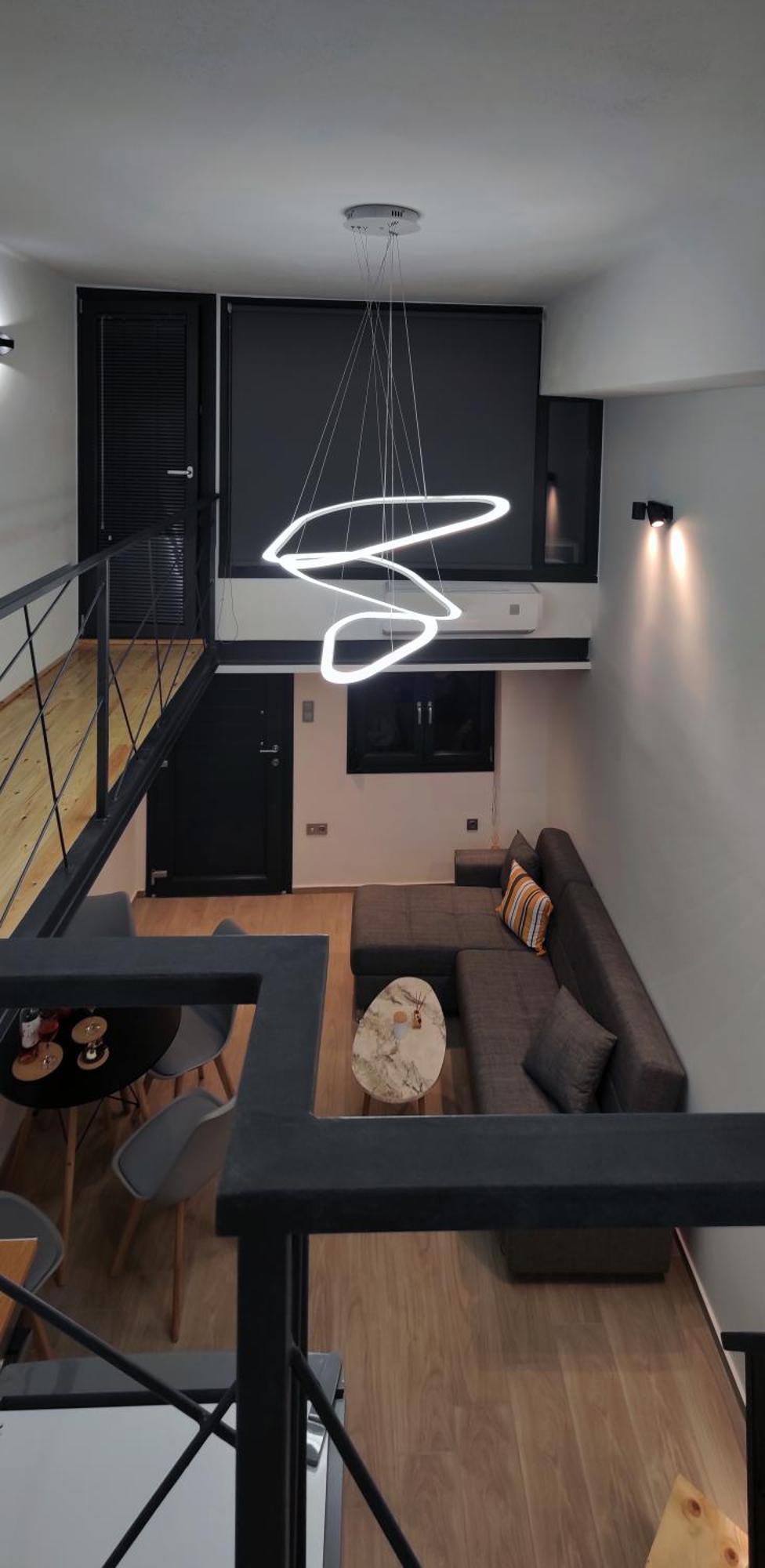 City Center Loft With Private Parking 卡瓦拉 外观 照片
