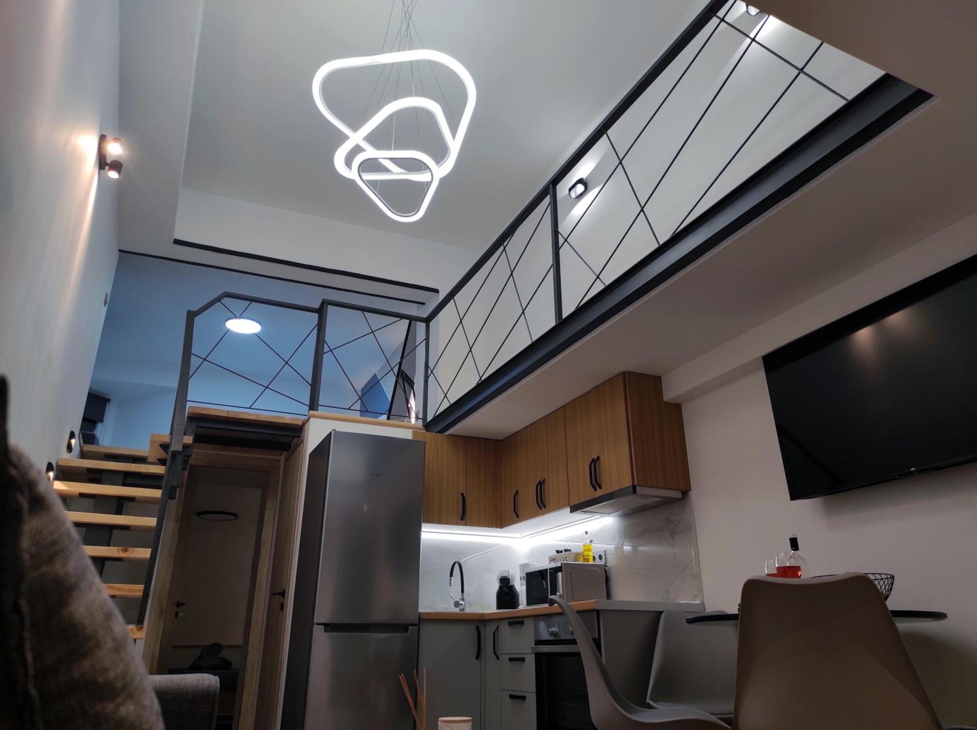 City Center Loft With Private Parking 卡瓦拉 外观 照片